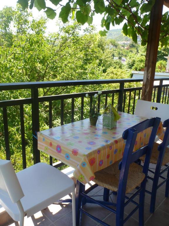פראליה פנטליימונוס Helena Apartments חדר תמונה